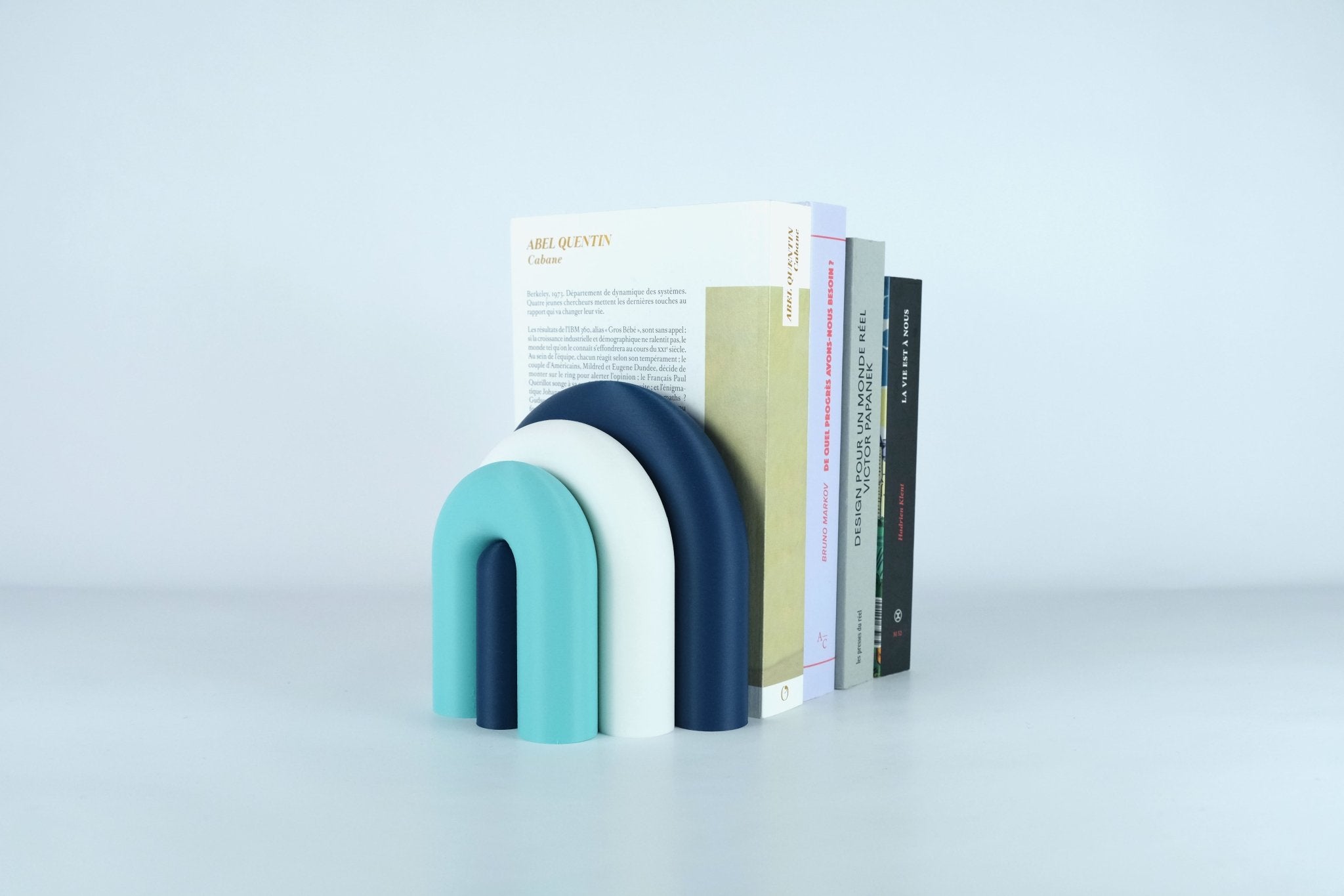 Arc | Serre-livre design & Vase soliflore modulable - Marine / Blanc / Lagon 20 - Les Arcadiens
