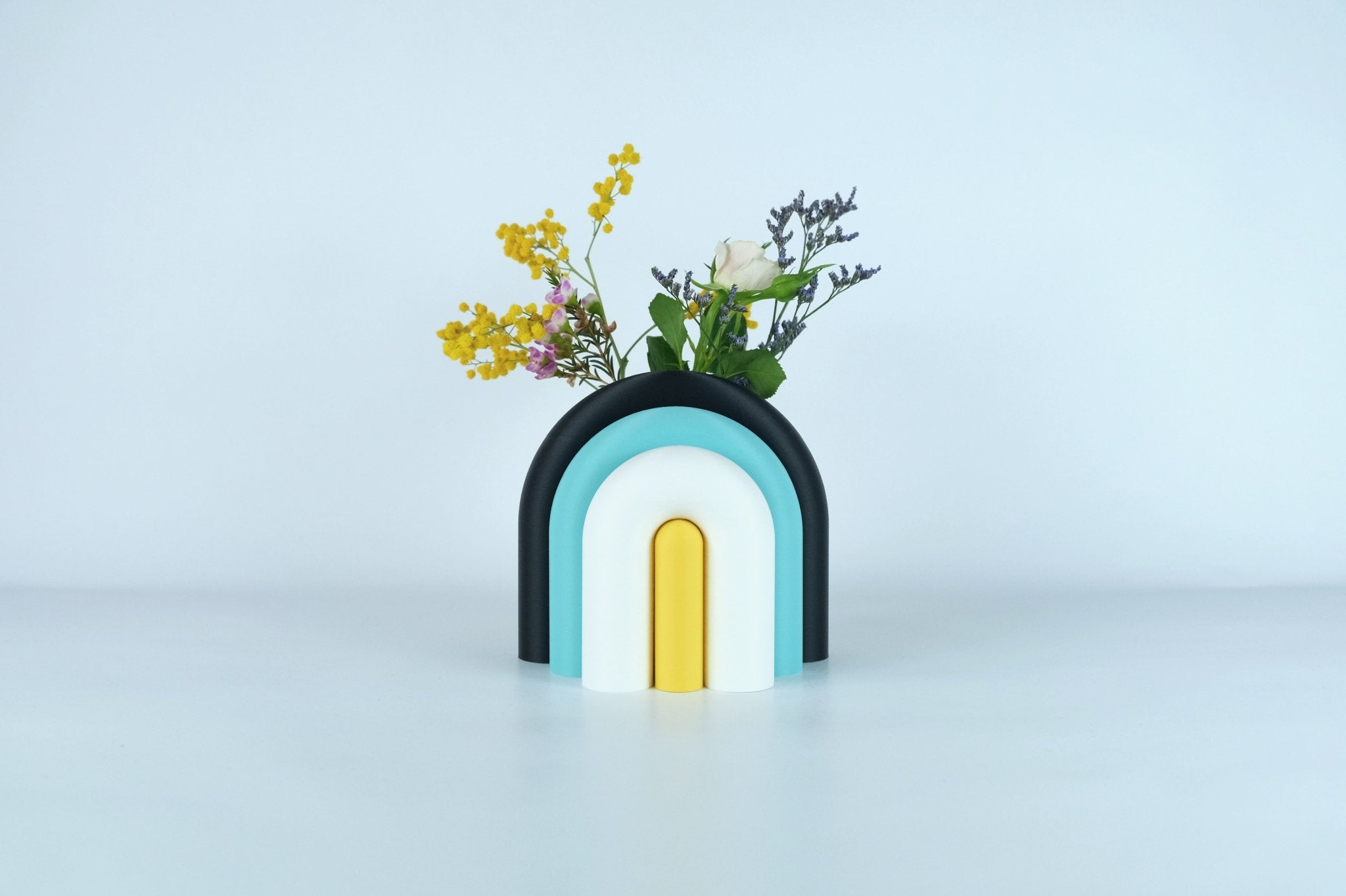 Arc | Serre-livre design & Vase soliflore modulable - Noir / Lagon / Blanc / Jaune 4 - Les Arcadiens