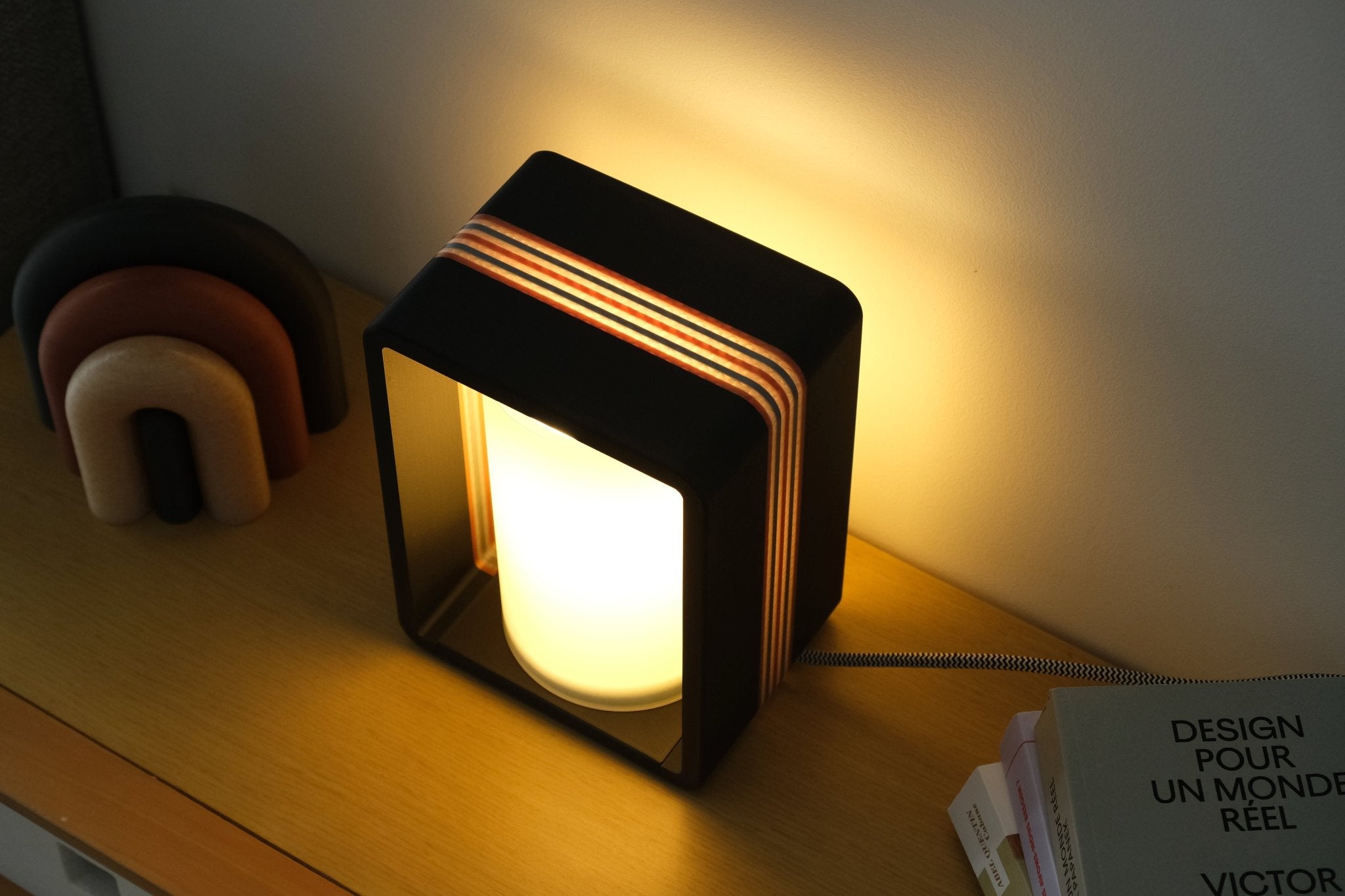 Interstice | Lampe à poser design & minimaliste