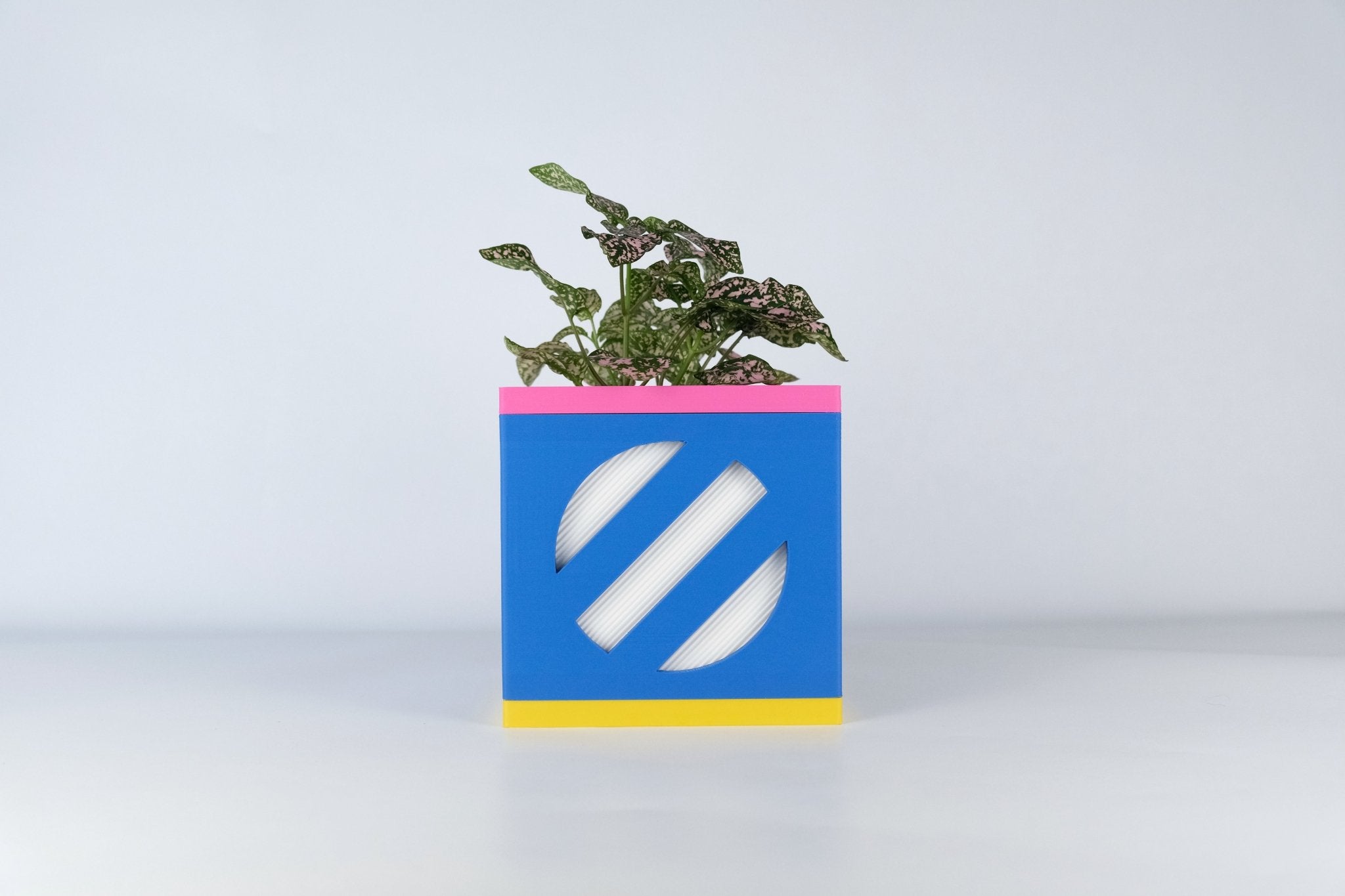 Le Cube N°2 - Cache-pot Ø9 cm - Bleu - Les Arcadiens