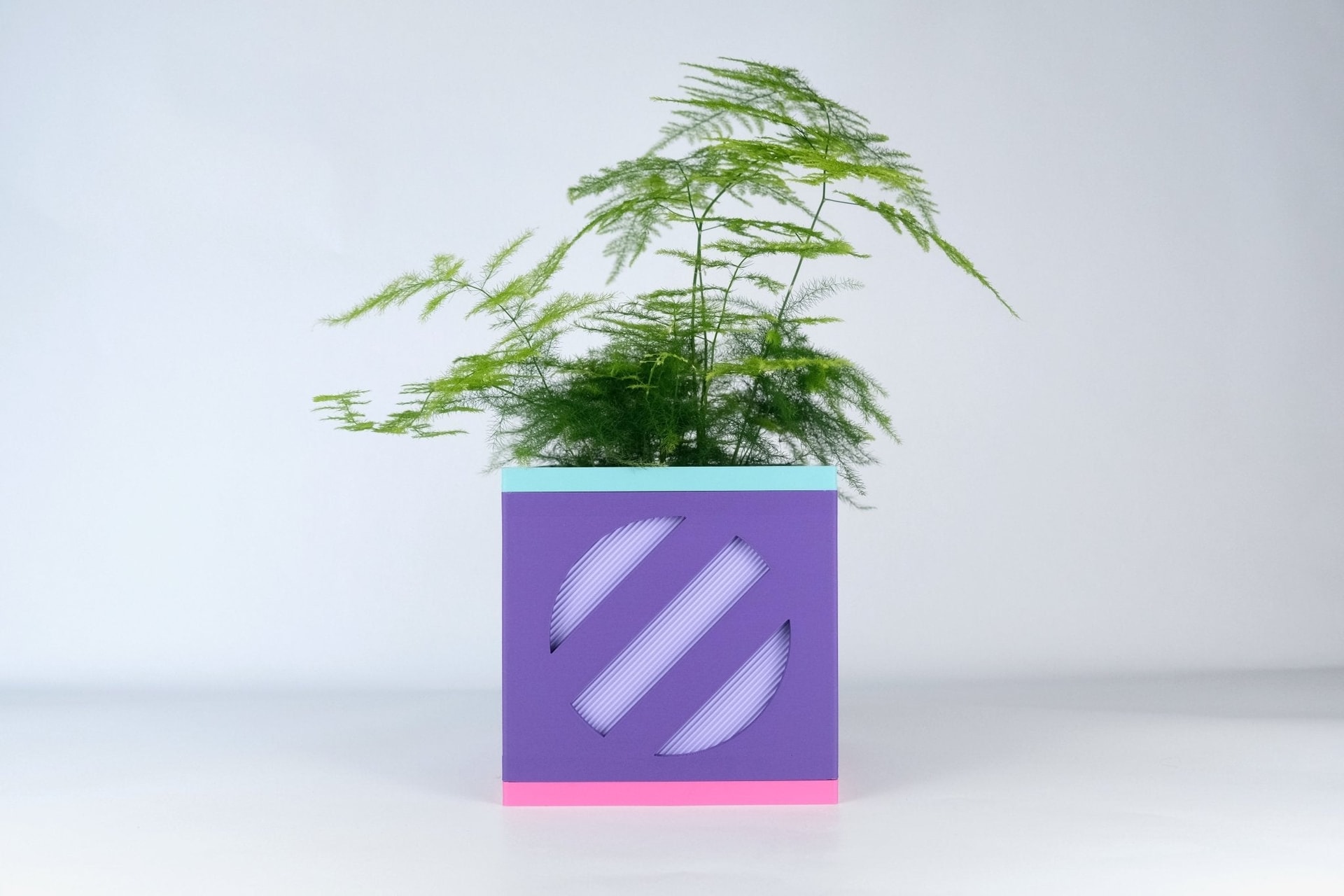 Le Cube N°2, coloris Violet/Violet