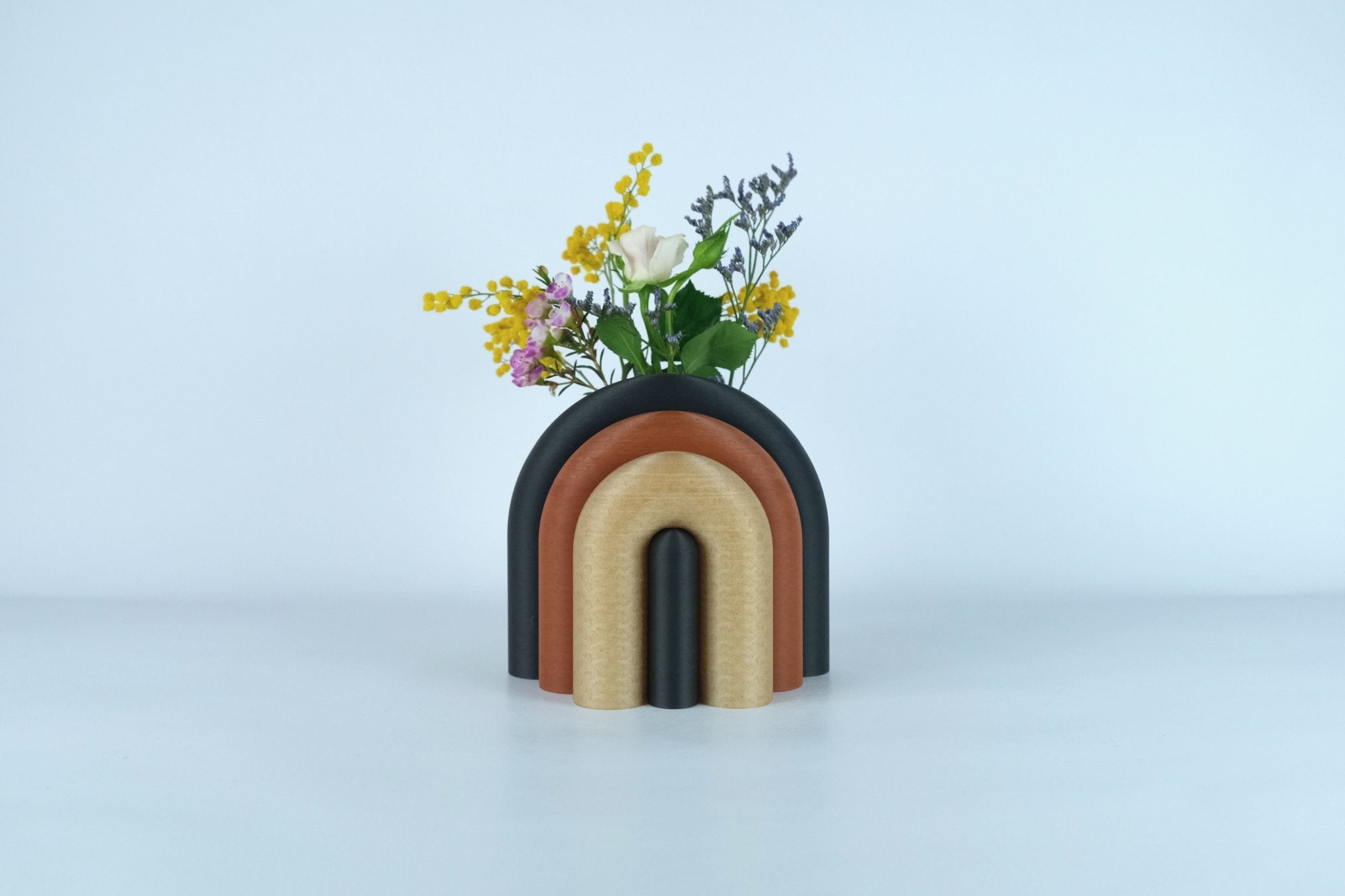 Arc | Serre-livre design & Vase soliflore modulable - Ardoise / Terre battue / Blé 13 - Les Arcadiens