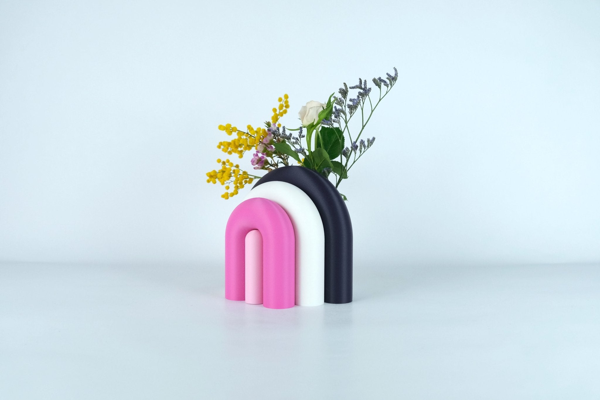 Arc | Serre-livre design & Vase soliflore modulable - Figue / Blanc / Violet / Rose poudré 49 - Les Arcadiens