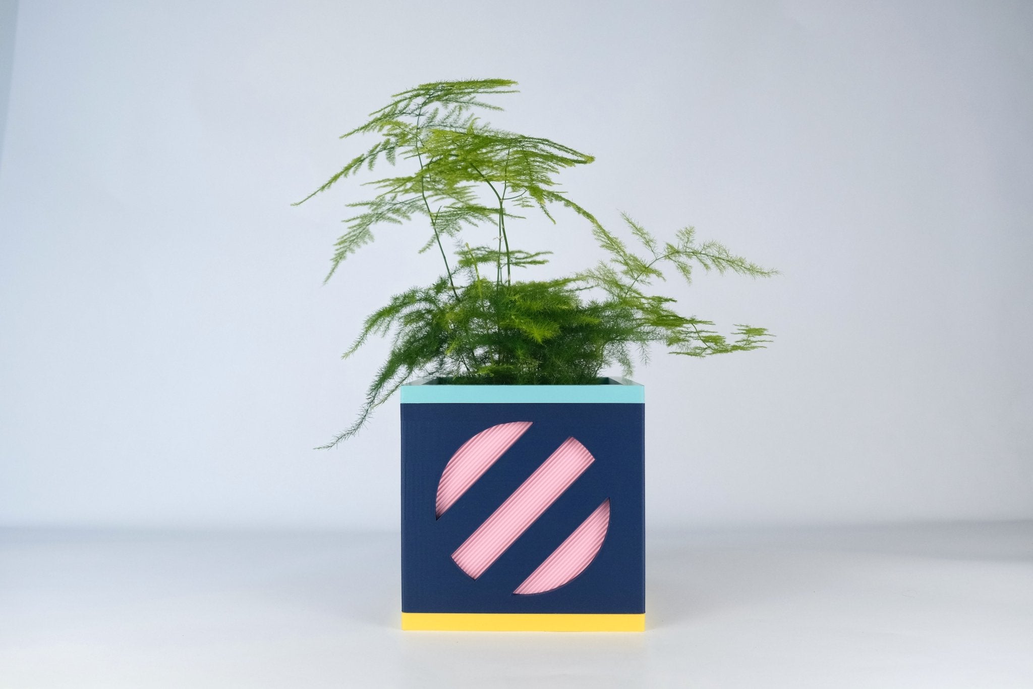 "Le Cube N°2 - Cache-pot Ø12 cm - Marine/Rose - Les Arcadiens"